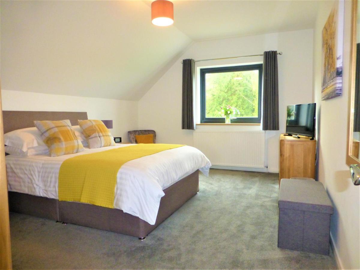Gerycastell Luxury Holiday Apartment With Stunning Views & Ev Station Point Carmarthen Exterior foto