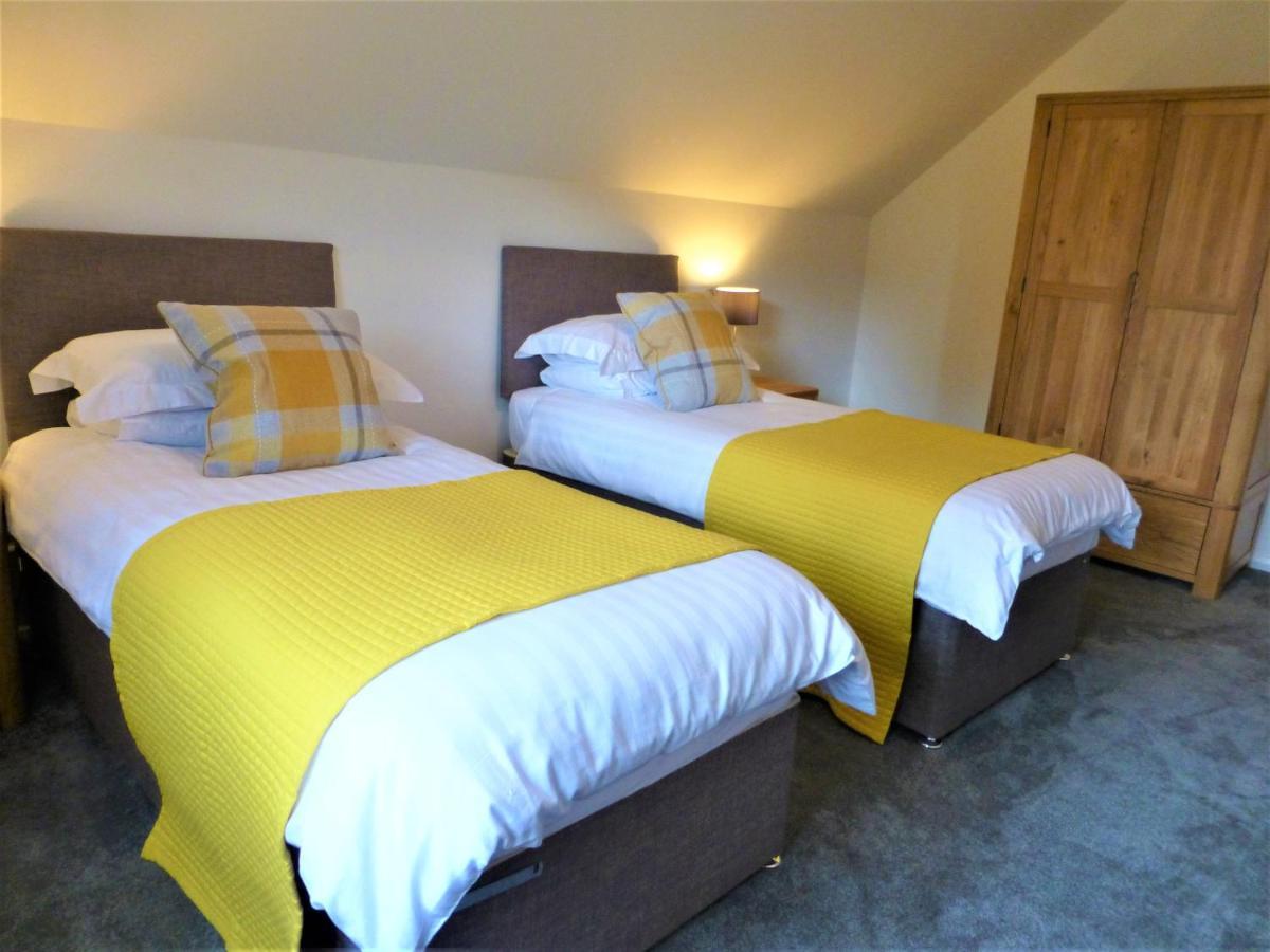 Gerycastell Luxury Holiday Apartment With Stunning Views & Ev Station Point Carmarthen Exterior foto